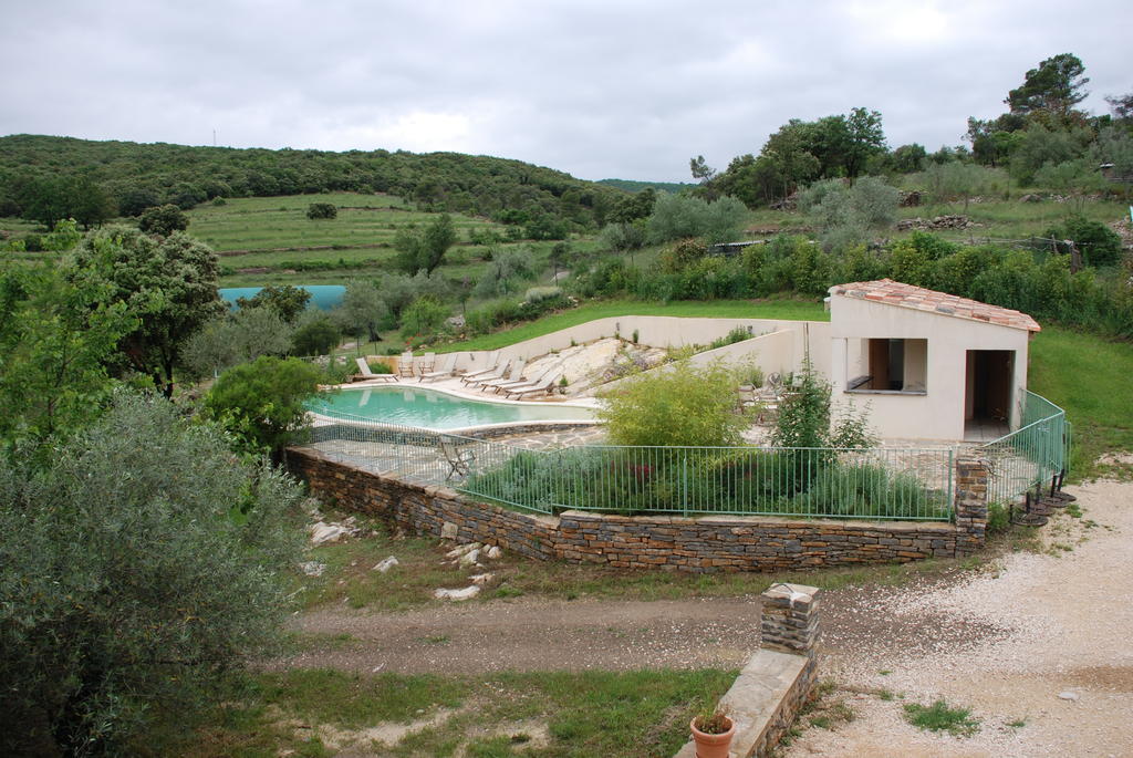B&B Les Jardins Du Mas Evesque Rousson (Gard) Quarto foto
