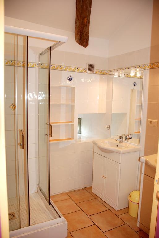 B&B Les Jardins Du Mas Evesque Rousson (Gard) Quarto foto