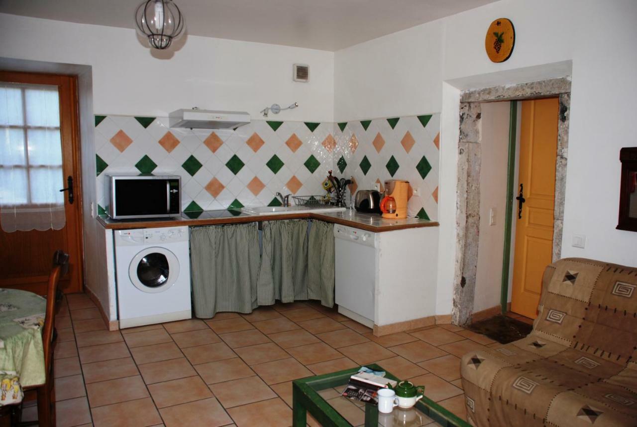 B&B Les Jardins Du Mas Evesque Rousson (Gard) Exterior foto